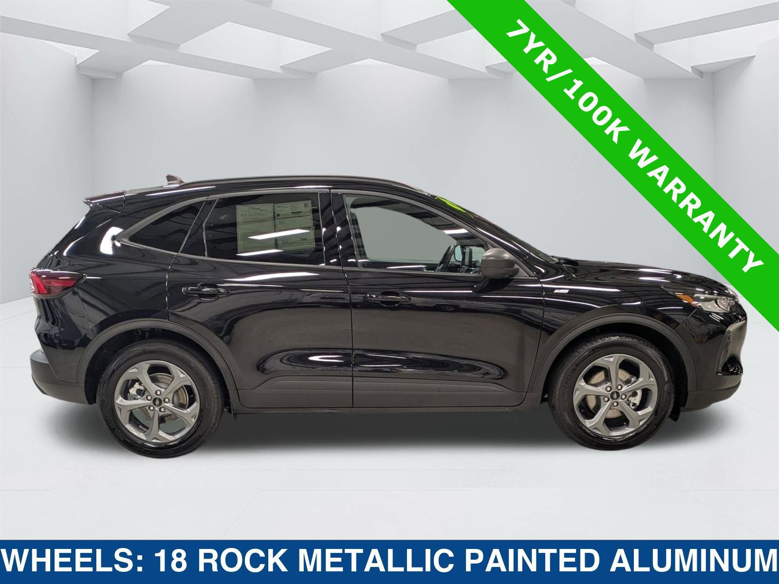 Certified 2025 Ford Escape ST-Line image 5