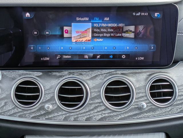 Used 2021 Mercedes-Benz E 350 4MATIC Sedan image 17