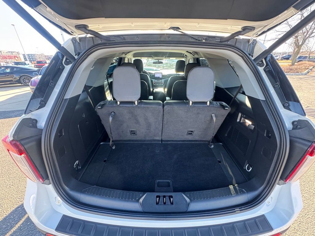 Certified 2023 Ford Explorer XLT w/ Equipment Group 202A image 20