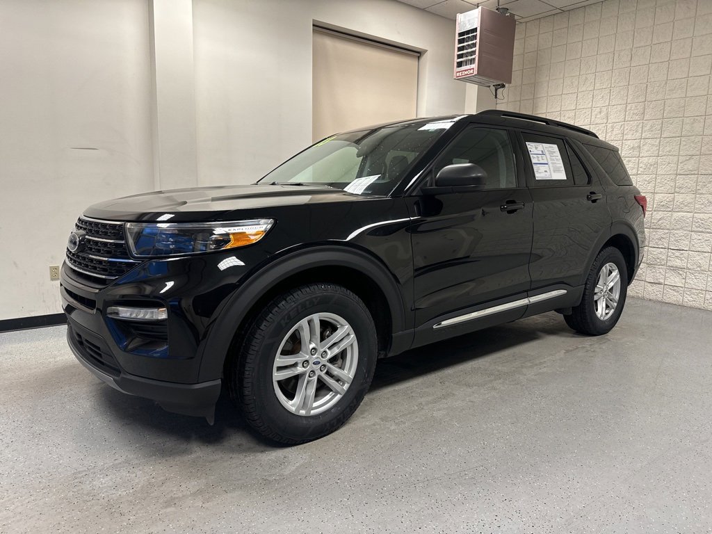 Certified 2023 Ford Explorer XLT w/ Equipment Group 202A image 2
