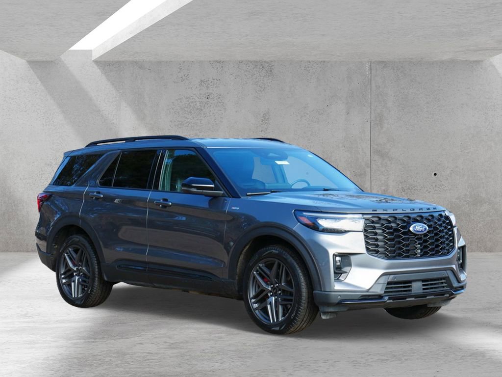Certified 2025 Ford Explorer ST-Line w/ ST-Line Street Pack