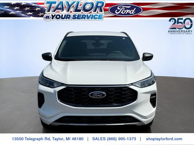 Certified 2023 Ford Escape ST-Line w/ Tech Pack #1 AWD/4WD image 3