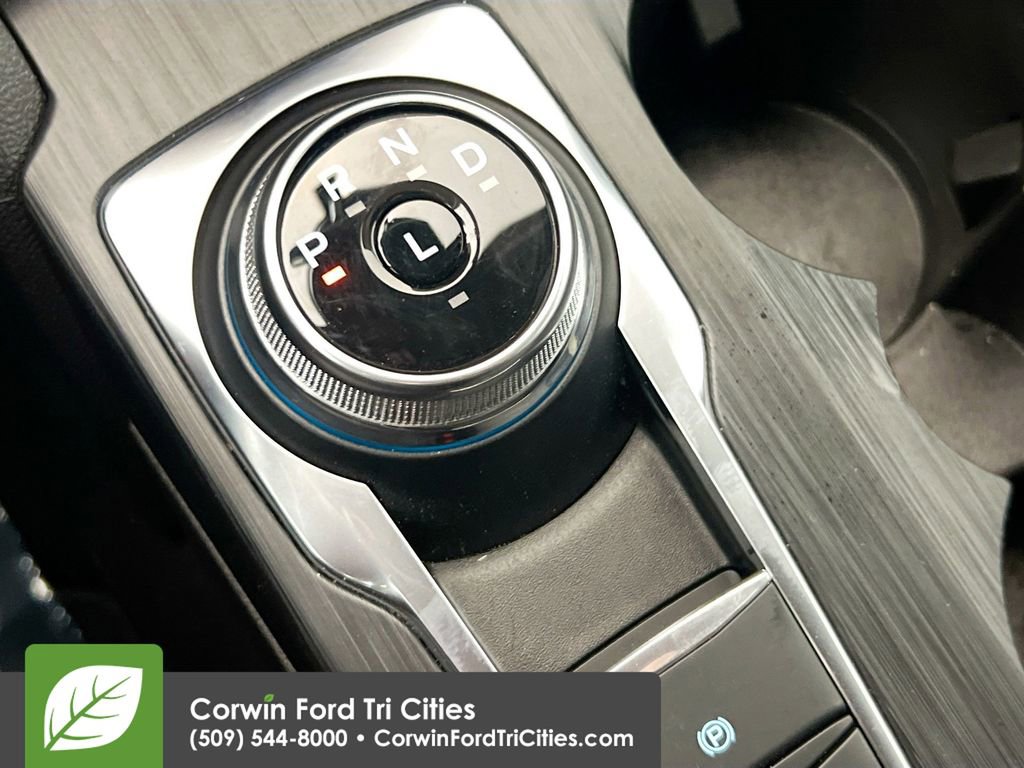 Certified 2024 Ford Escape ST-Line Elite w/ Class II Trailer Tow Package image 10