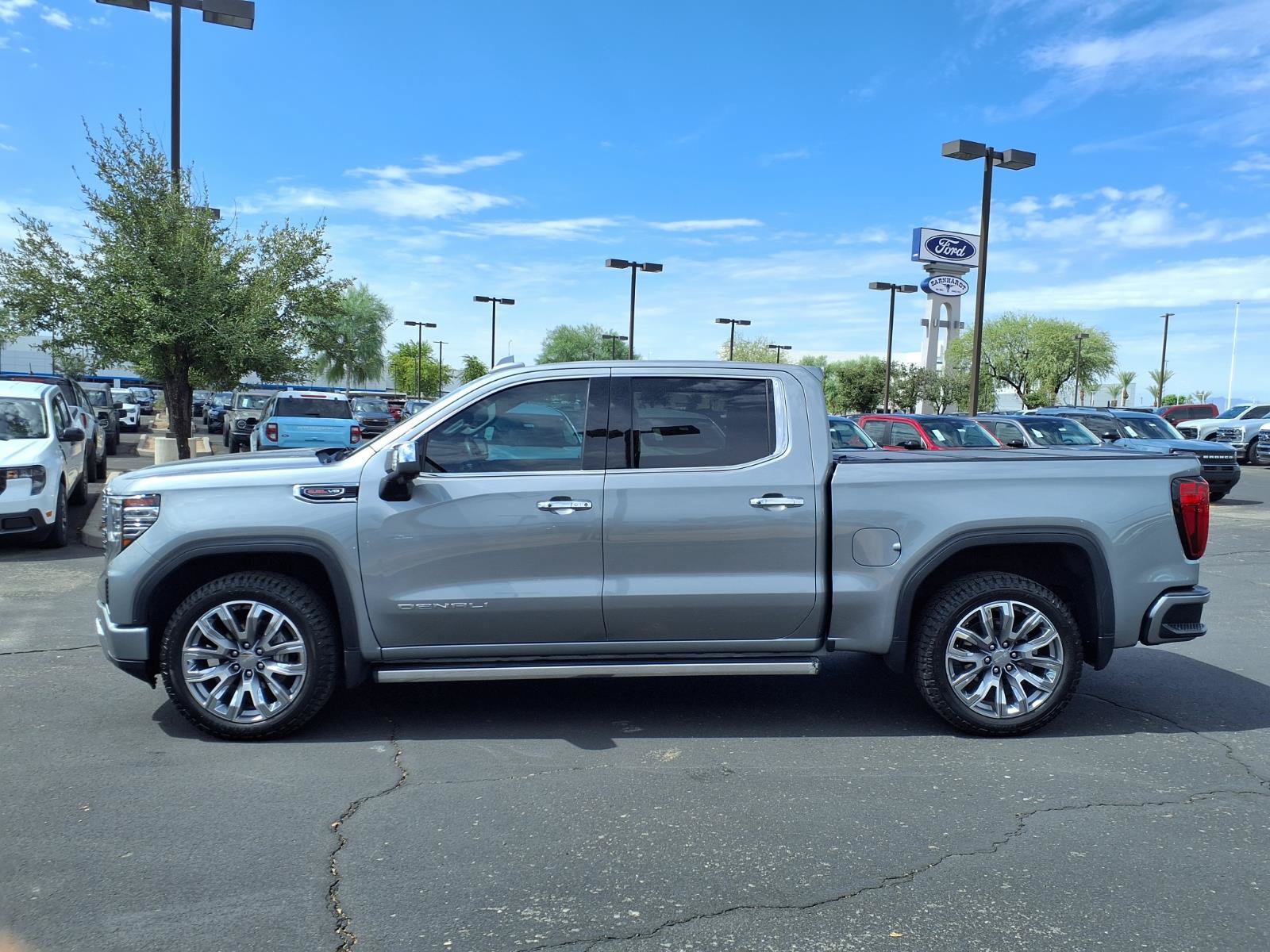 Used 2024 GMC Sierra 1500 Denali w/ Denali Reserve Package AWD/4WD image 3