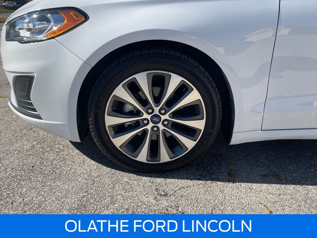 Certified 2020 Ford Fusion SE image 19