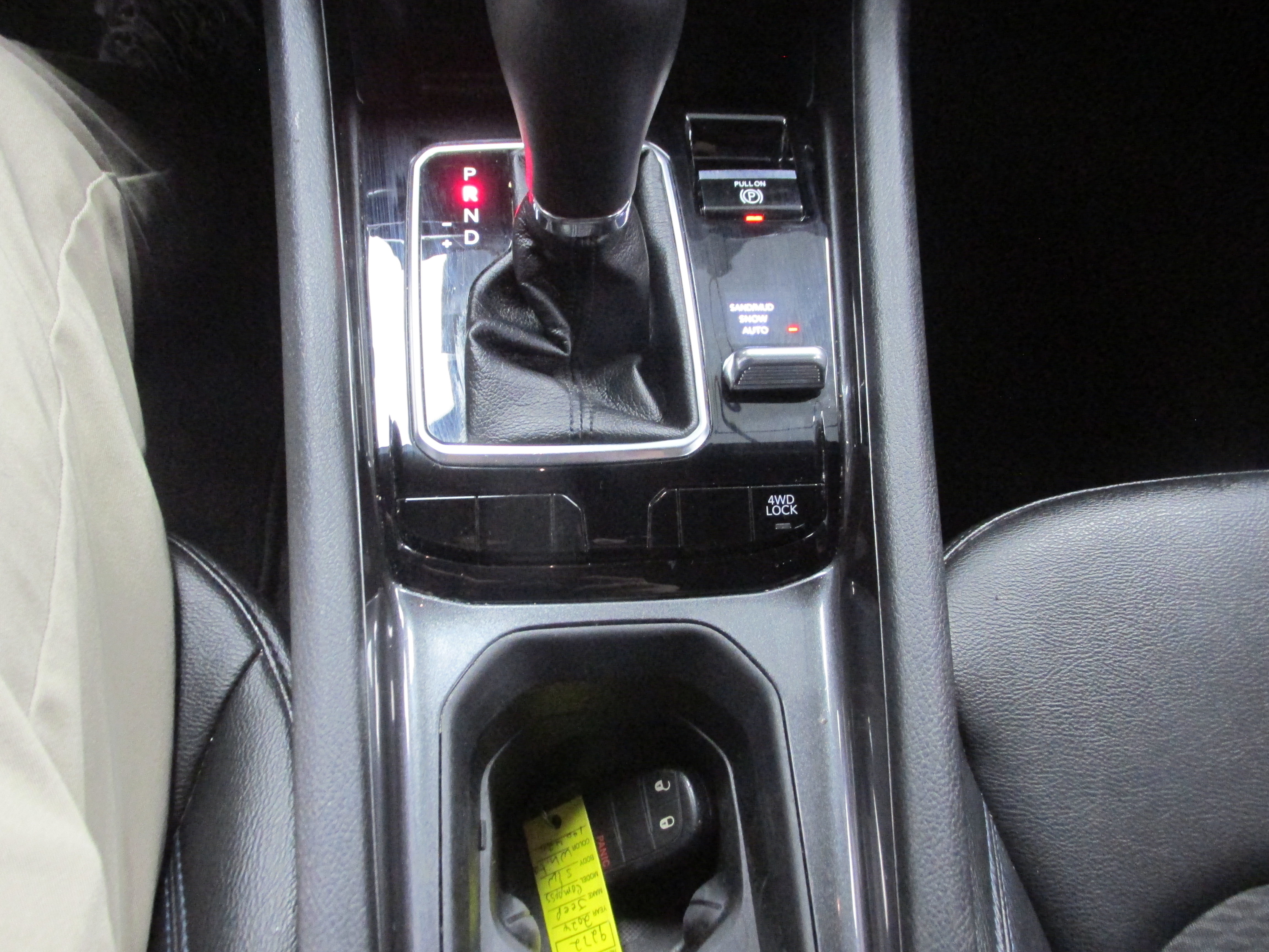 Used 2024 Jeep Compass Latitude image 34