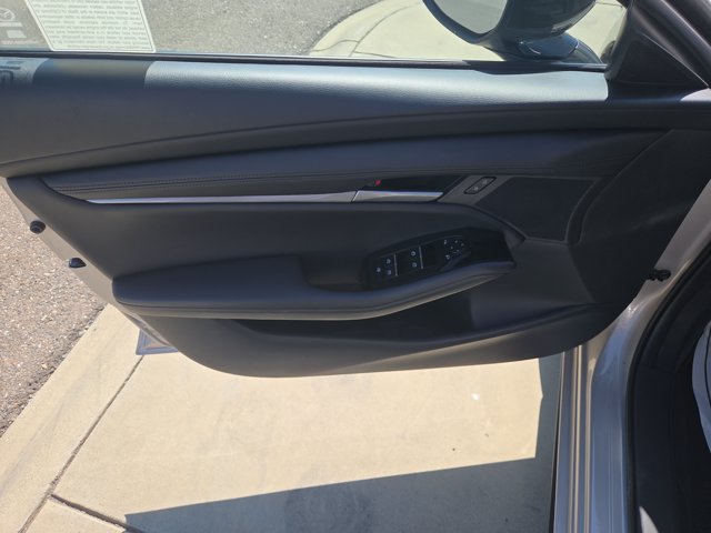 Used 2025 MAZDA MAZDA3 s FWD image 11