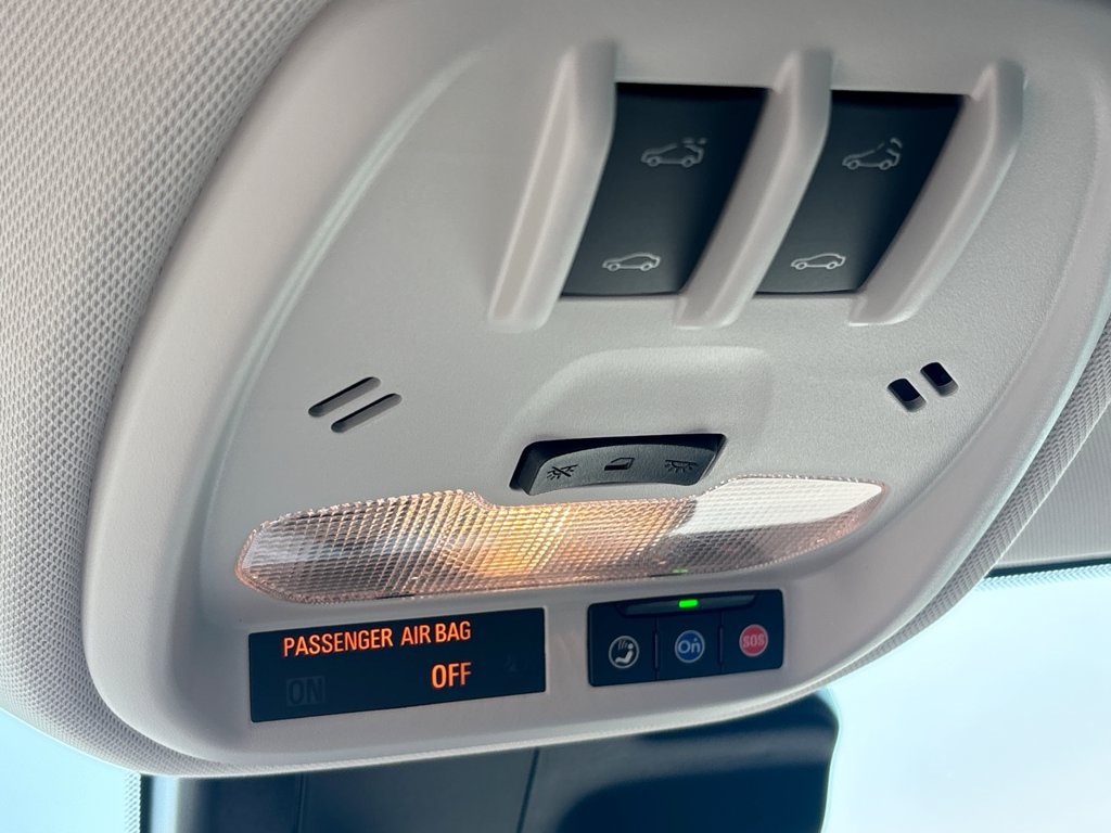 Used 2025 Chevrolet Trax ACTIV w/ Sunroof Package FWD image 39