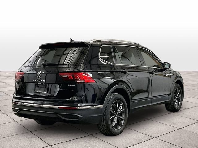 Used 2023 Volkswagen Tiguan SE AWD/4WD image 11