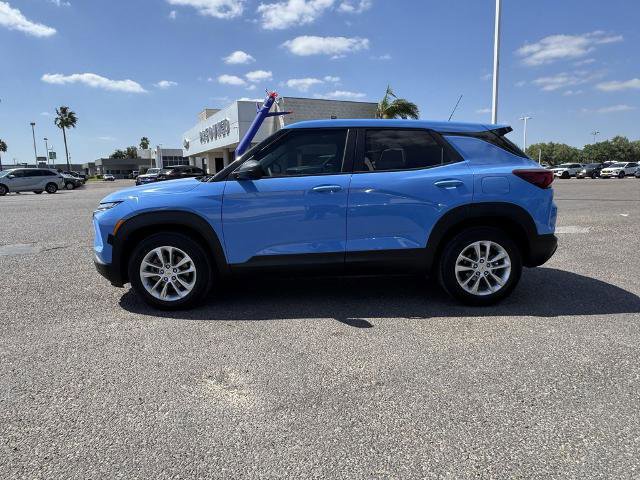 Used 2024 Chevrolet TrailBlazer LS w/ LS Convenience Package image 2