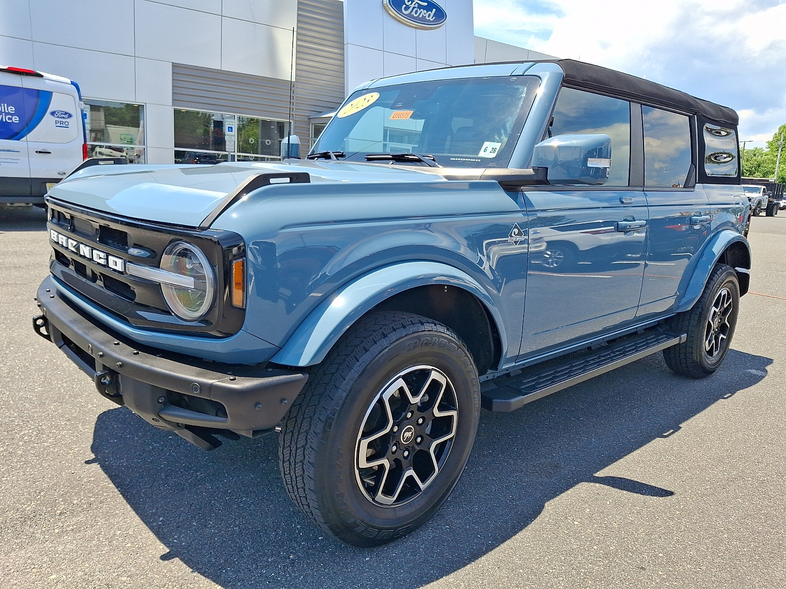 Certified 2023 Ford Bronco Outer Banks AWD/4WD image 5