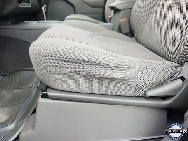 Used 2020 Nissan Frontier SV w/ Midnight Edition Floor Mats AWD/4WD image 22
