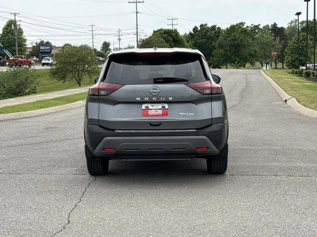 Used 2023 Nissan Rogue SV AWD/4WD image 7