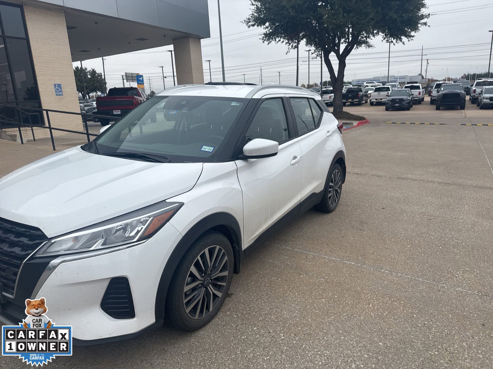 Used 2022 Nissan Kicks SV image 10