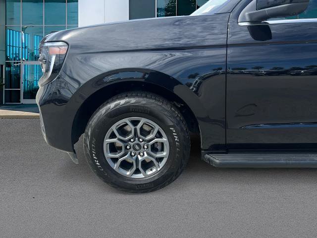Certified 2025 Ford Expedition Max Active RWD image 9