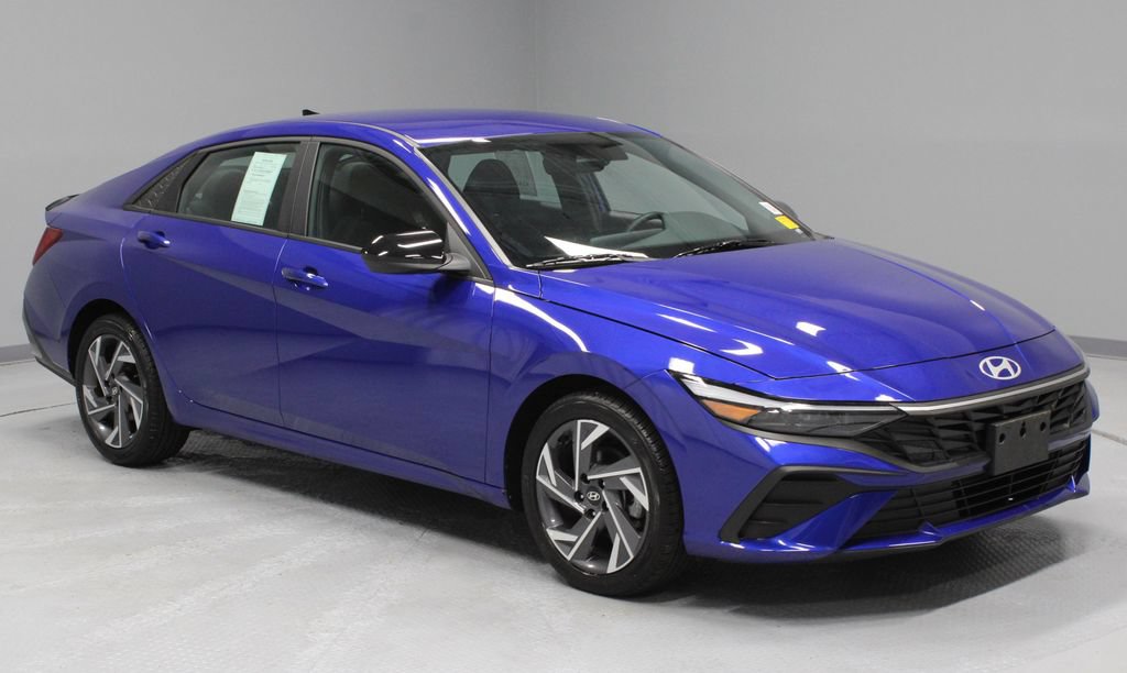 Used 2025 Hyundai Elantra Sport