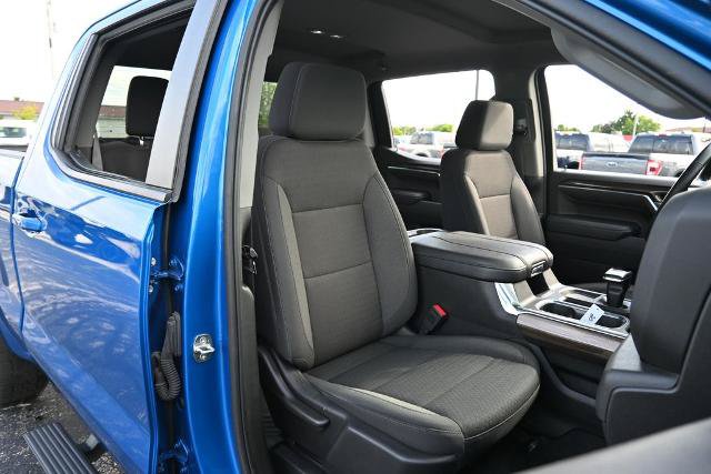 Used 2023 Chevrolet Silverado 1500 RST w/ Z71 Off-Road Package AWD/4WD image 22