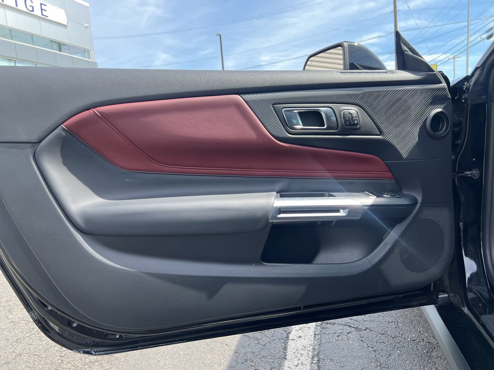 Certified 2025 Ford Mustang GT Premium RWD image 30