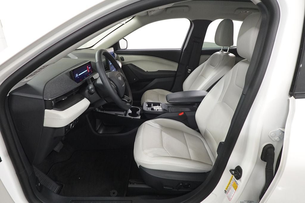 Certified 2025 Ford Mustang Mach-E Premium AWD/4WD image 26
