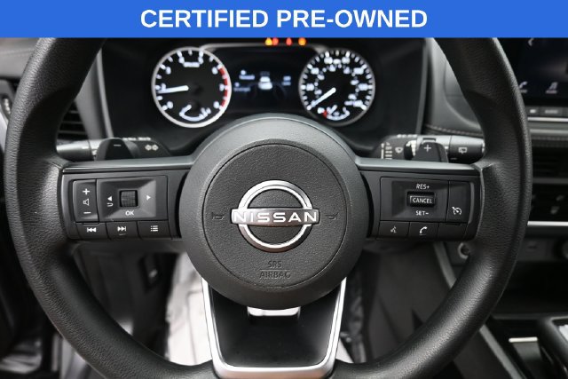 Used 2023 Nissan Rogue S AWD/4WD image 14
