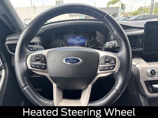 Certified 2021 Ford Explorer XLT w/ Equipment Group 202A AWD/4WD image 17