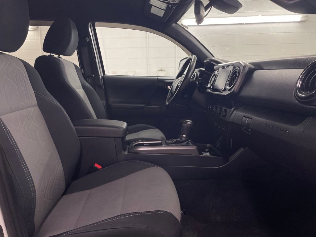 Used 2020 Toyota Tacoma TRD Off-Road image 26