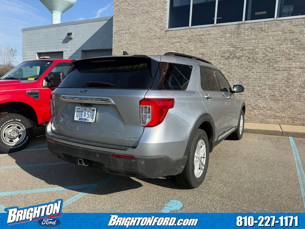 Certified 2023 Ford Explorer XLT w/ Class IV Trailer Tow Package AWD/4WD image 6