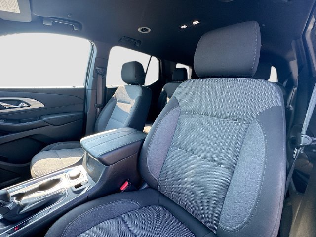 Used 2023 Chevrolet Traverse LT AWD/4WD image 25