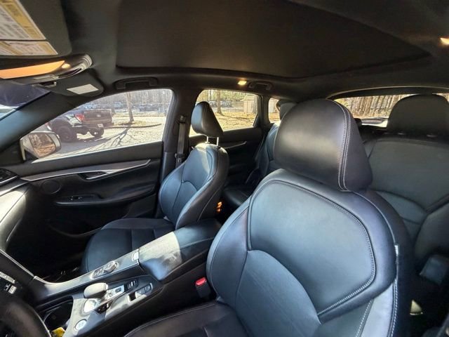 Used 2022 INFINITI QX50 Luxe w/ Appearance Package image 12