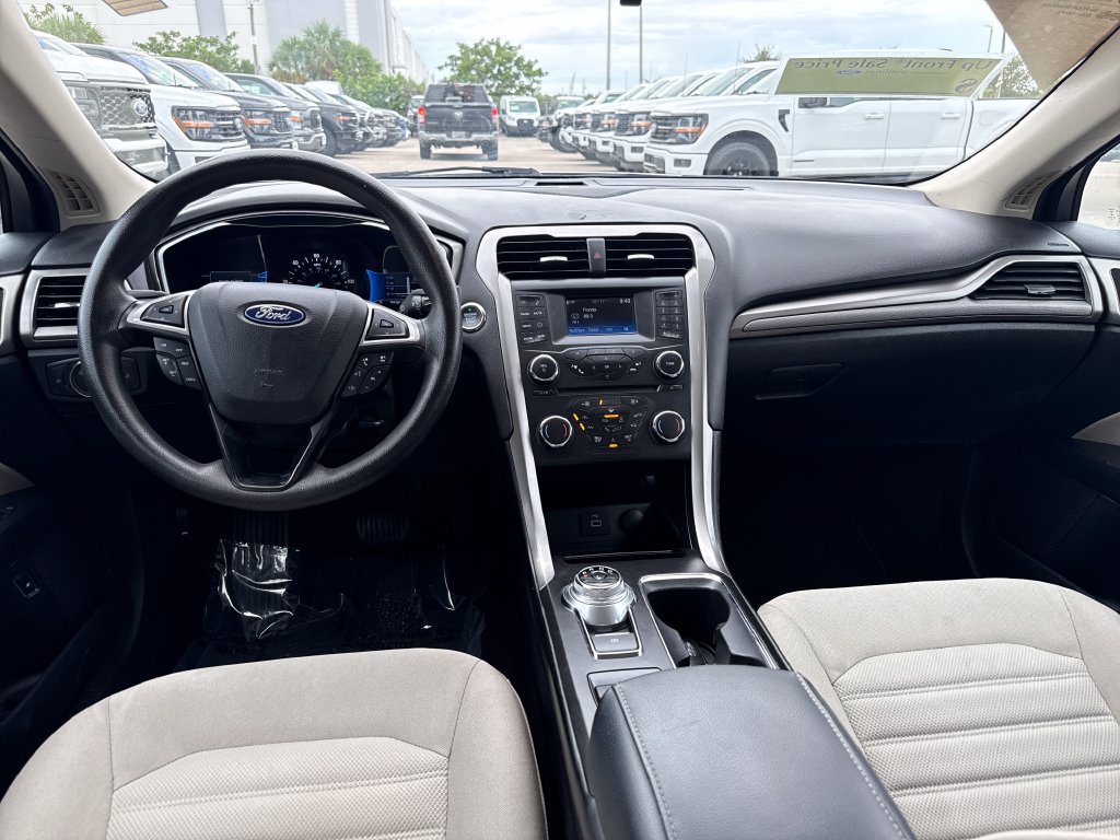 Certified 2018 Ford Fusion S FWD image 5