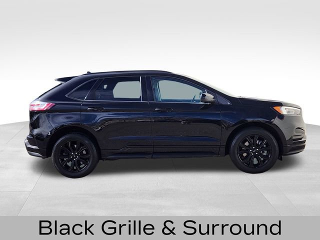 Certified 2023 Ford Edge SE w/ Black Appearance Package image 6