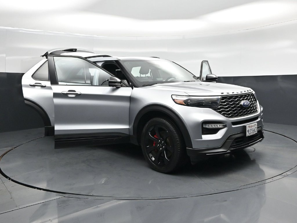 Certified 2023 Ford Explorer ST w/ Equipment Group 401A AWD/4WD image 34