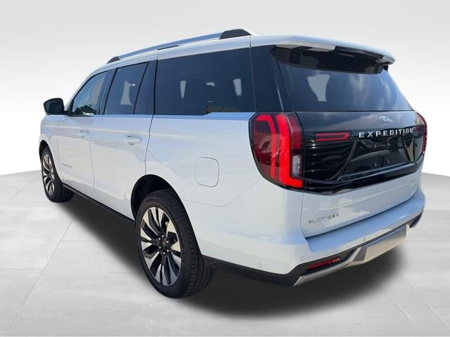 Certified 2025 Ford Expedition Platinum w/ Driver's Package AWD/4WD image 4