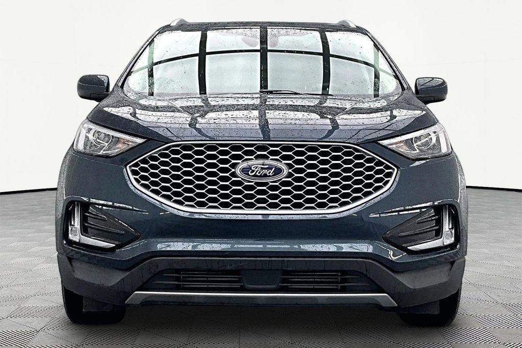 Certified 2024 Ford Edge SEL w/ Convenience Package AWD/4WD image 3