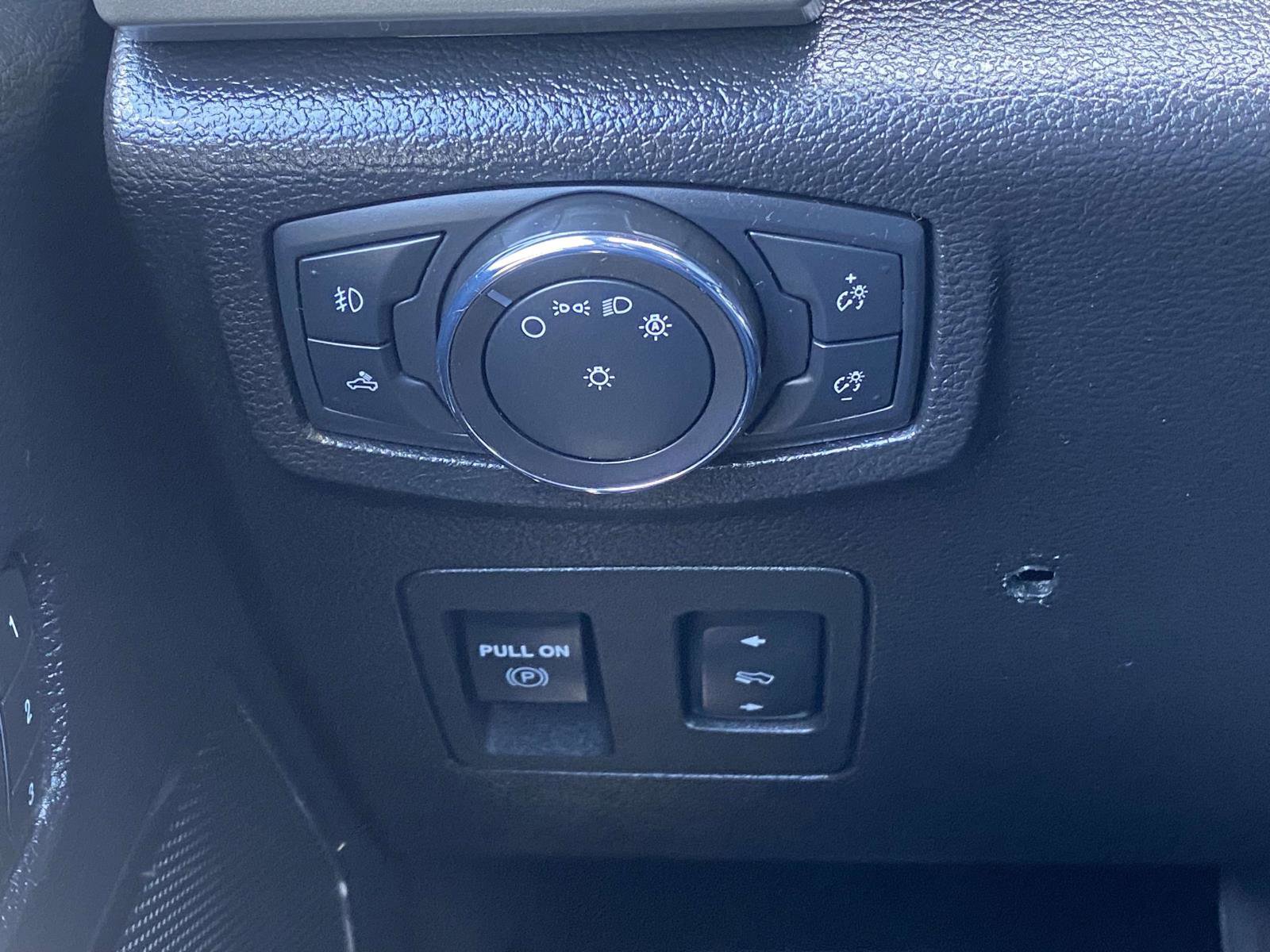Certified 2020 Ford F150 Lariat RWD image 19