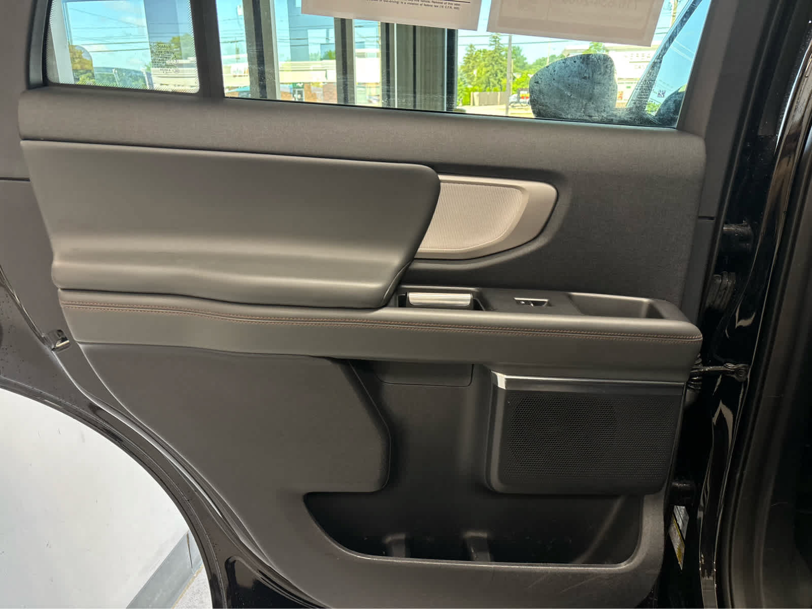 Certified 2025 Ford Expedition Active AWD/4WD image 29