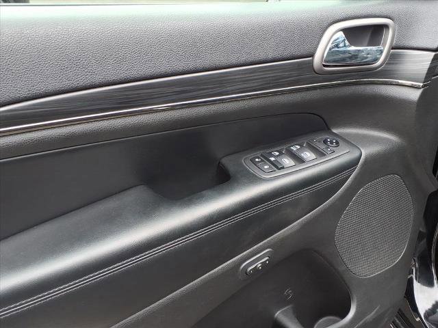 Used 2019 Jeep Grand Cherokee Limited X image 9