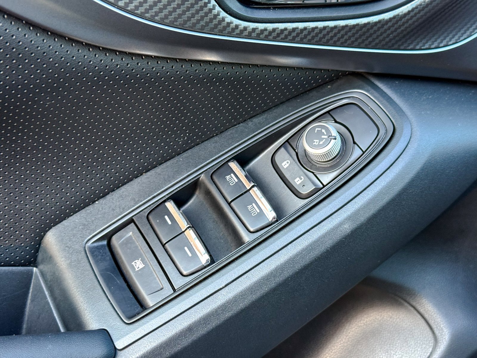 Used 2023 Subaru Crosstrek 2.5i Limited image 31