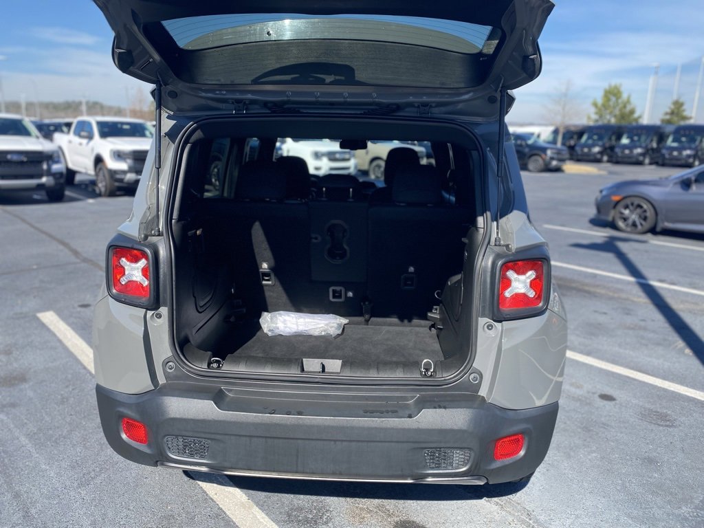 Used 2021 Jeep Renegade Latitude image 25