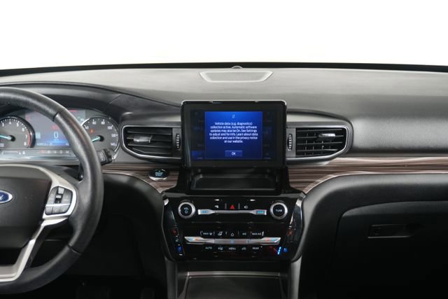 Certified 2021 Ford Explorer Limited w/ Equipment Group 301A image 26