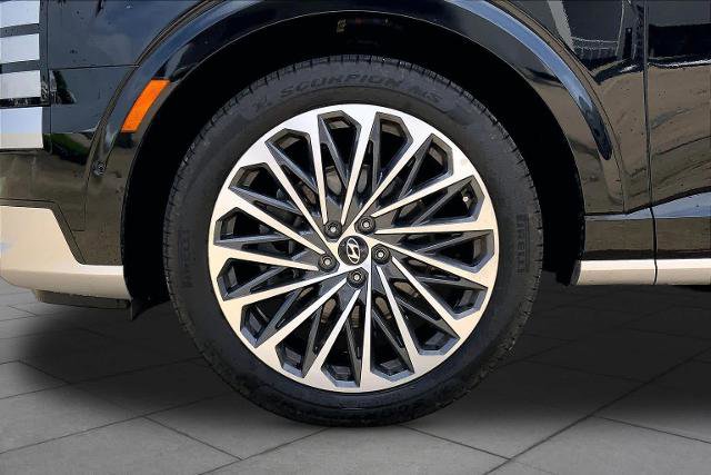 Used 2026 Hyundai Palisade Calligraphy FWD image 11