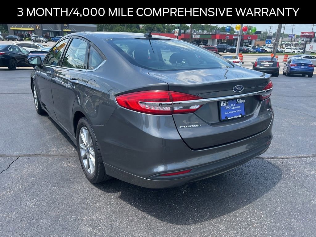Certified 2017 Ford Fusion SE w/ Fusion SE Technology Package FWD image 3