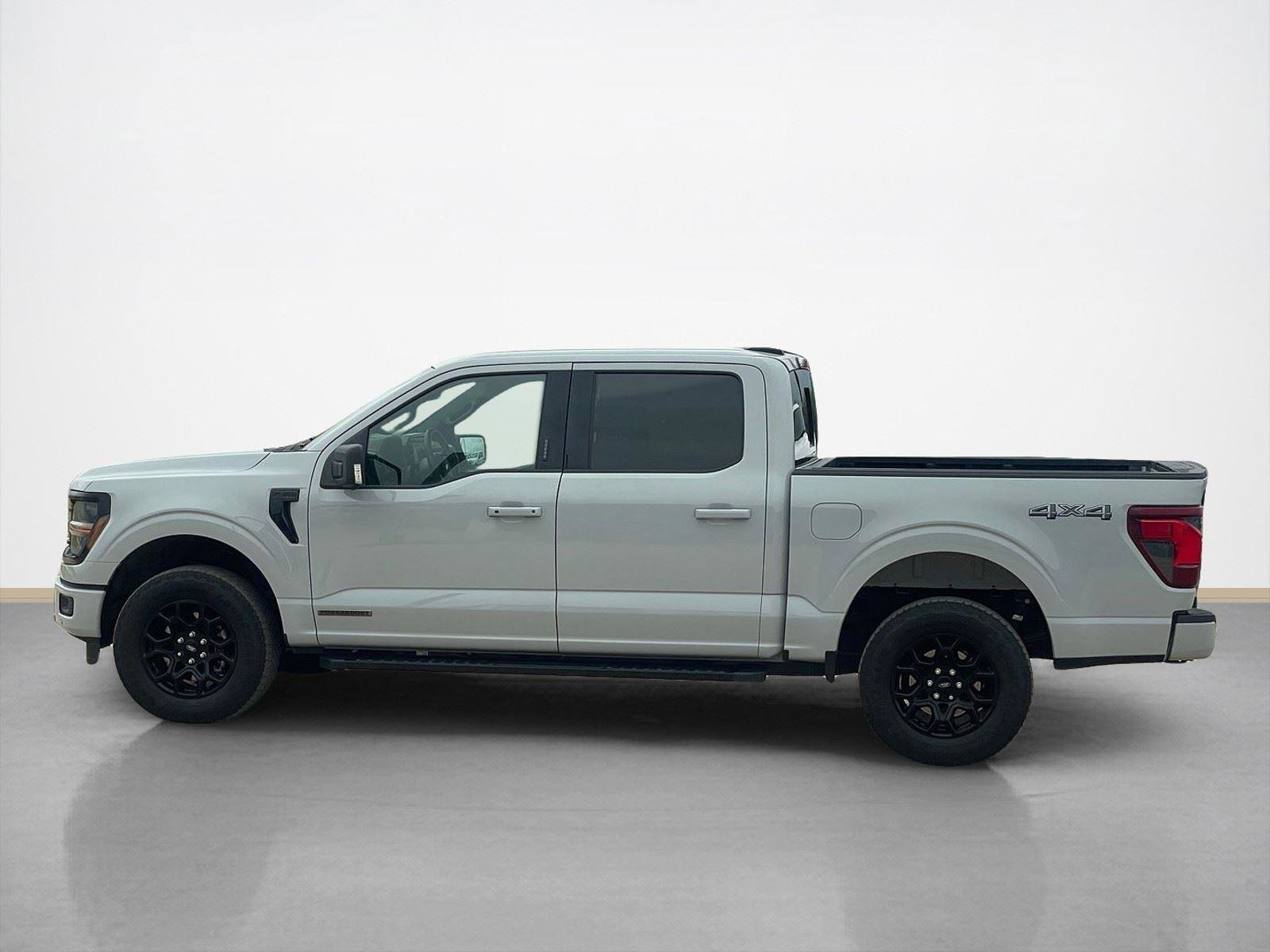 Certified 2024 Ford F150 XLT w/ Equipment Group 302A MID AWD/4WD image 4
