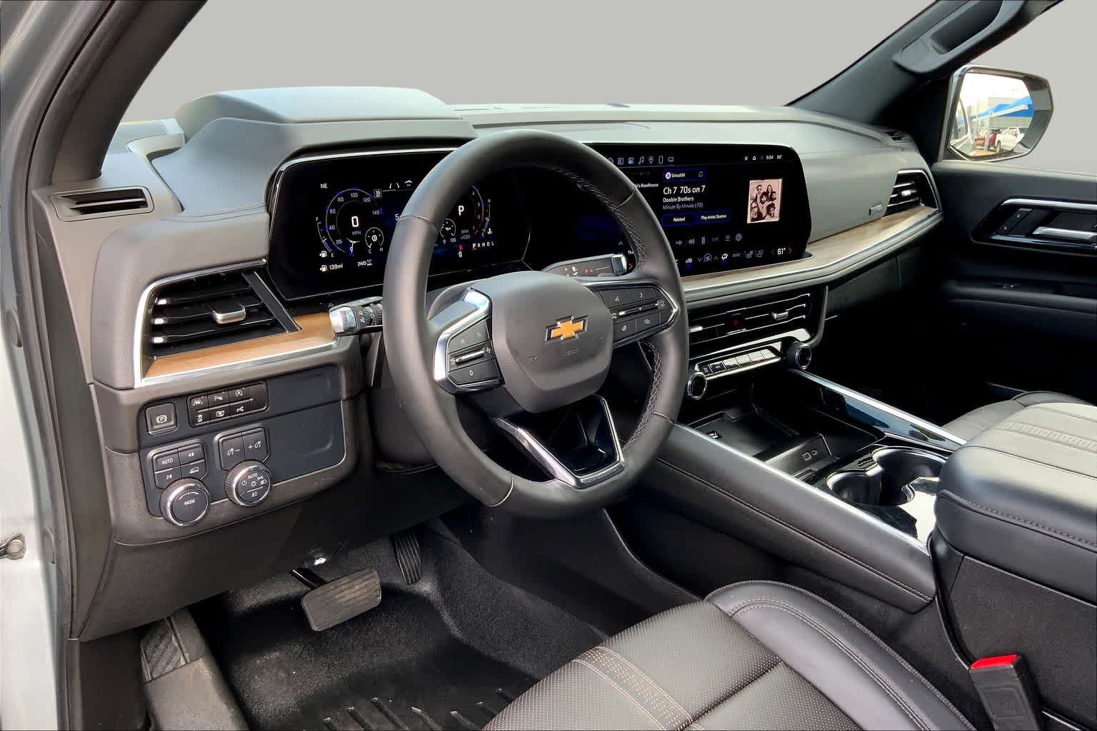 Used 2025 Chevrolet Tahoe High Country AWD/4WD image 34