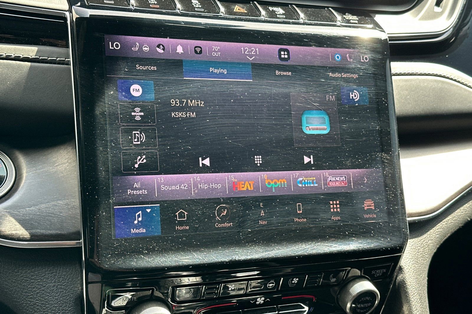 Used 2022 Jeep Grand Cherokee L Overland w/ Advanced Protech Group III image 19