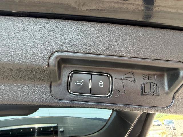 Certified 2020 Ford Explorer Limited AWD/4WD image 8