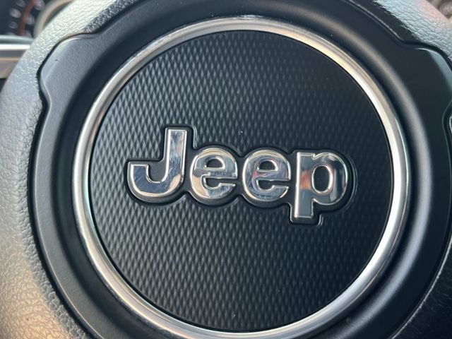 Used 2023 Jeep Gladiator Rubicon w/ Cold Weather Group AWD/4WD image 35