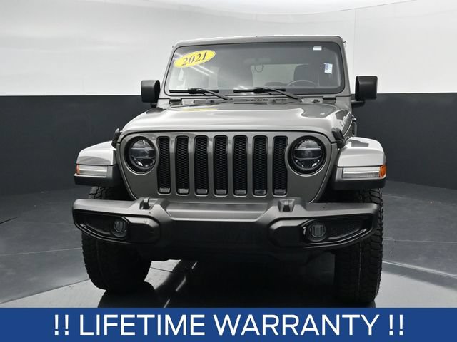 Used 2021 Jeep Wrangler Unlimited Sahara AWD/4WD video 3
