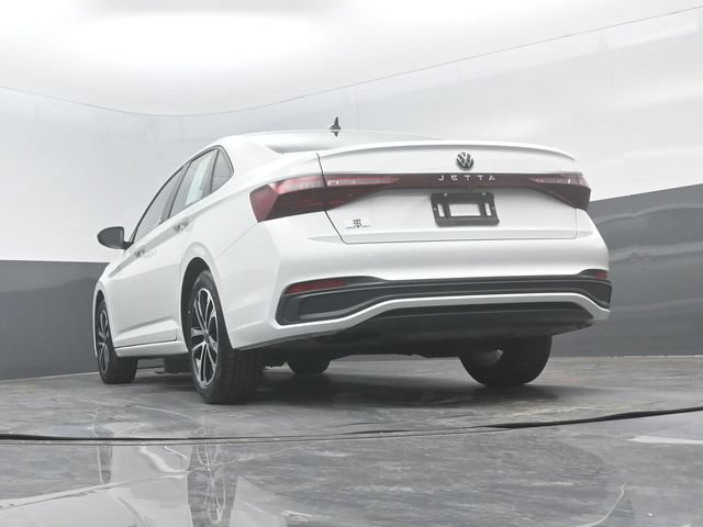 Used 2025 Volkswagen Jetta Sport FWD image 20