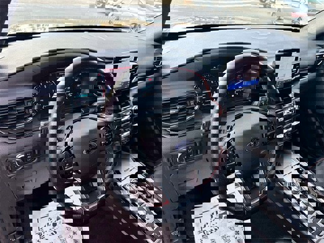 Certified 2022 Ford Explorer ST-Line image 9